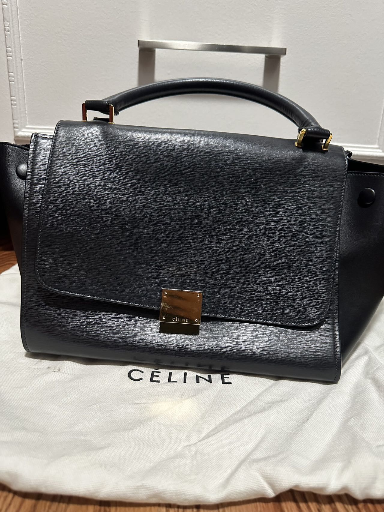 image of Celine Trapeze Bag in Black, Women's