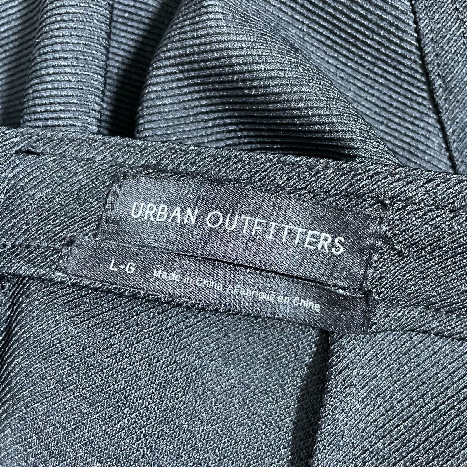 Urban Outfitters Urban Outfitters Women's Black Straight Mini Skirt - Large Size 34" / US 12 / IT 48 - 3 Thumbnail