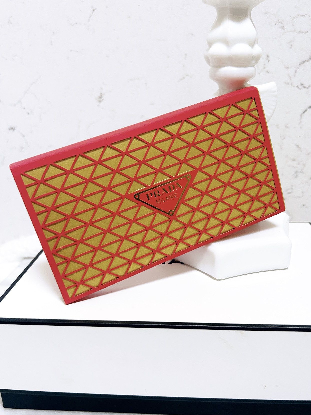 Prada Authentic Prada Lunar New Rare Year Red & Gold Envelope Set Size ONE SIZE - 13 Thumbnail