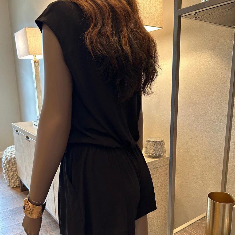 Designer BCBGeneration Black Wrap Front Romper Size 28" / US 6 / IT 42 - 4 Thumbnail