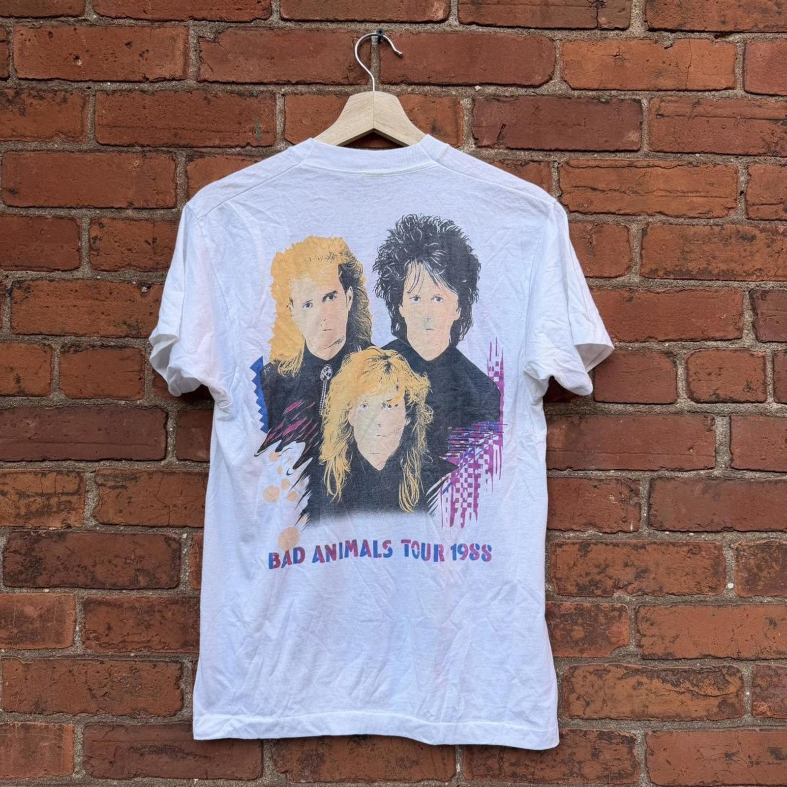Other Vintage heart bad animals tour t shirt 1988 M/L Size US L / EU 52-54 / 3 - 5 Thumbnail