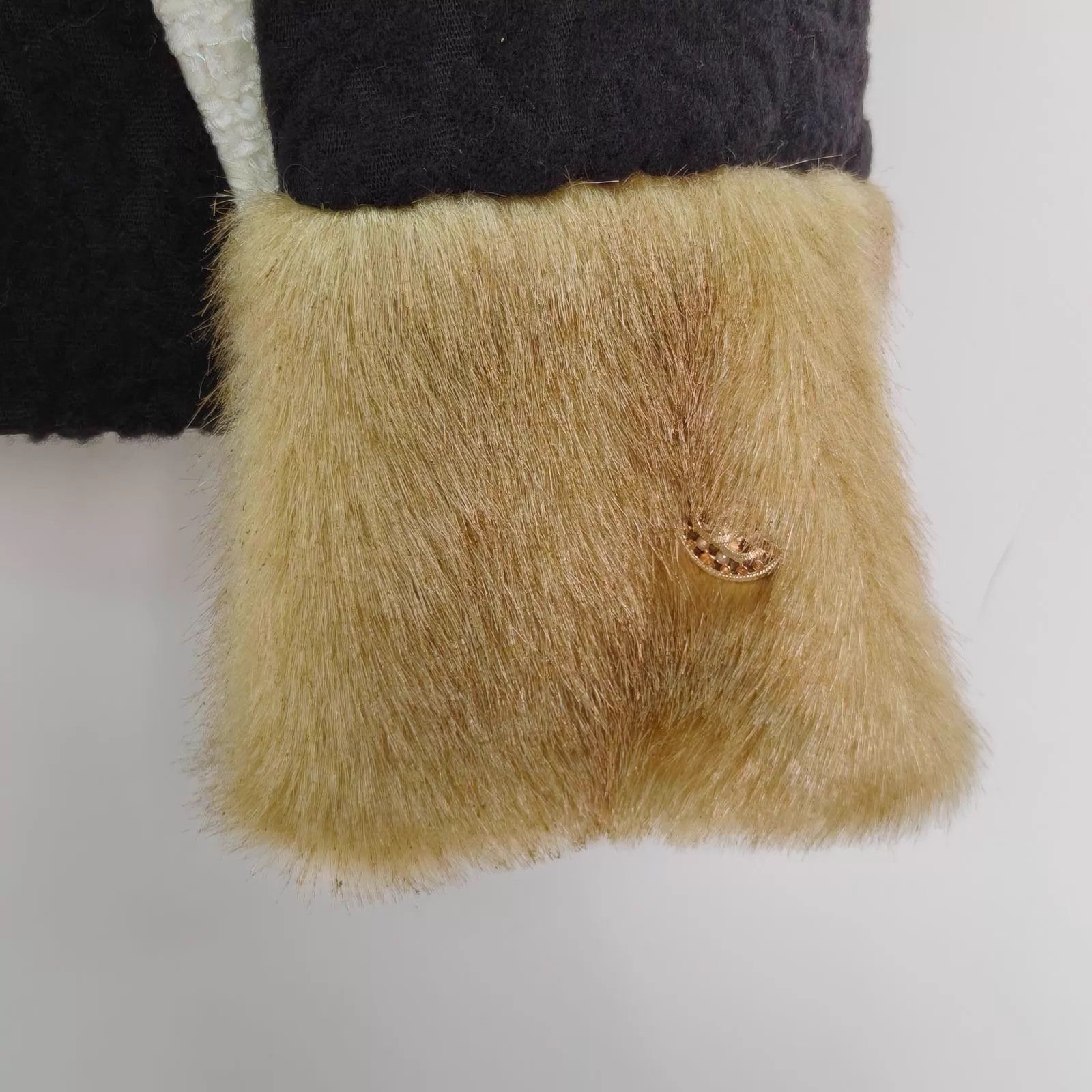 Chanel Chanel classic tweed jacket Size XS / US 0-2 / IT 36-38 - 6 Thumbnail