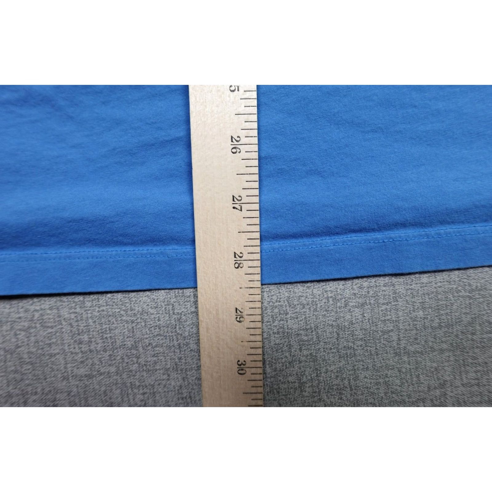 Vineyard Vines Vineyard Vines Sweatshirt Sweatshirt Men XL Blue Hooded Whale Graphic Long Sleeve Crew Neck Pullover Logo Pocket All Seasons Lightweight Tagless Size US XL / EU 56 / 4 - 7 Thumbnail