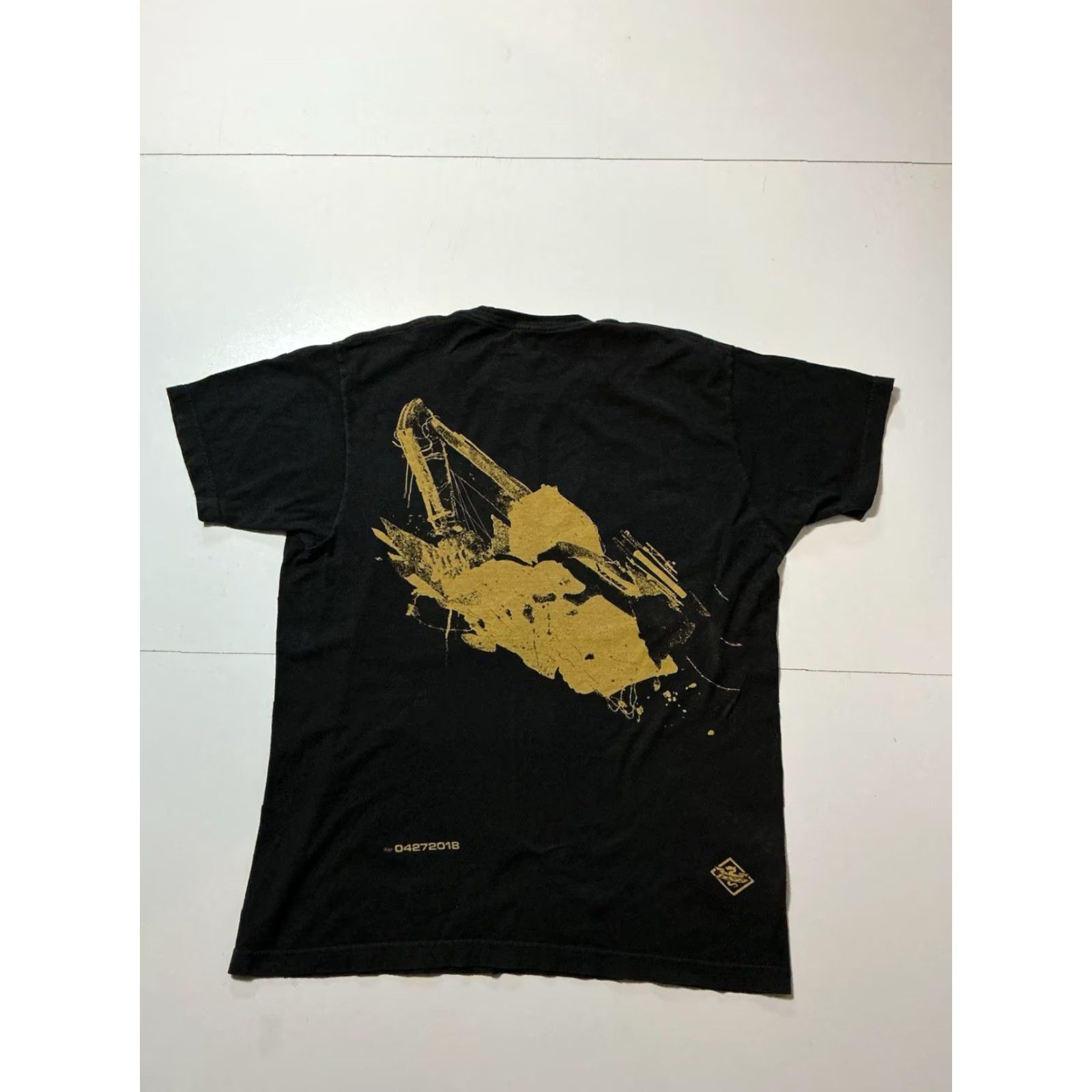 Tultex Post Malone Beerbongs & Bentleys Tour 2018 VIP Merchandise Graphic T-Shirt Sz. L Men Tultex Black Dragon Bat S/S T-Shirt Large Size US L / EU 52-54 / 3 - 2 Thumbnail
