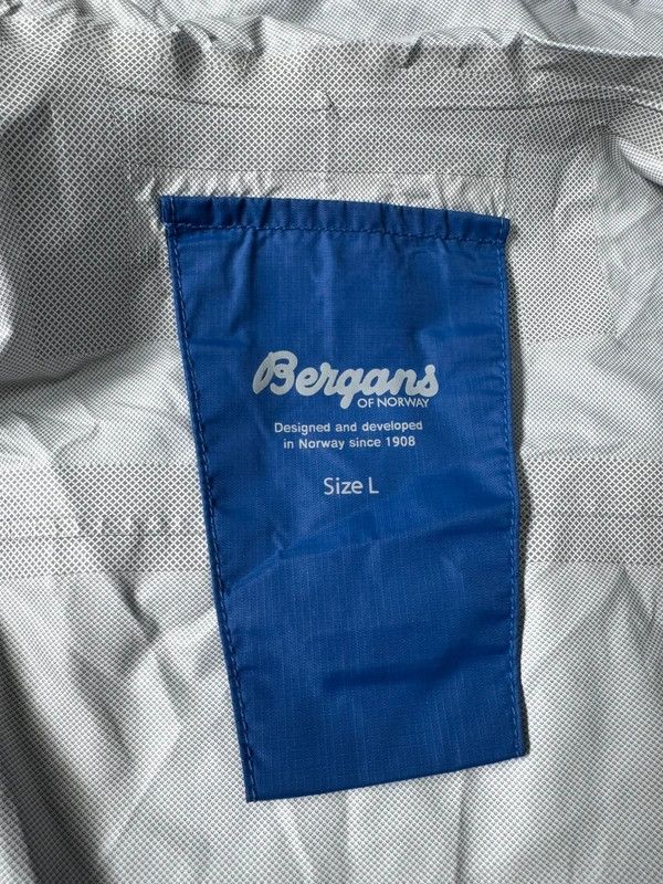 Bergans Bergans of Norway 5070 Sky Jacket Waterproof Hardshell L Size US L / EU 52-54 / 3 - 17 Thumbnail
