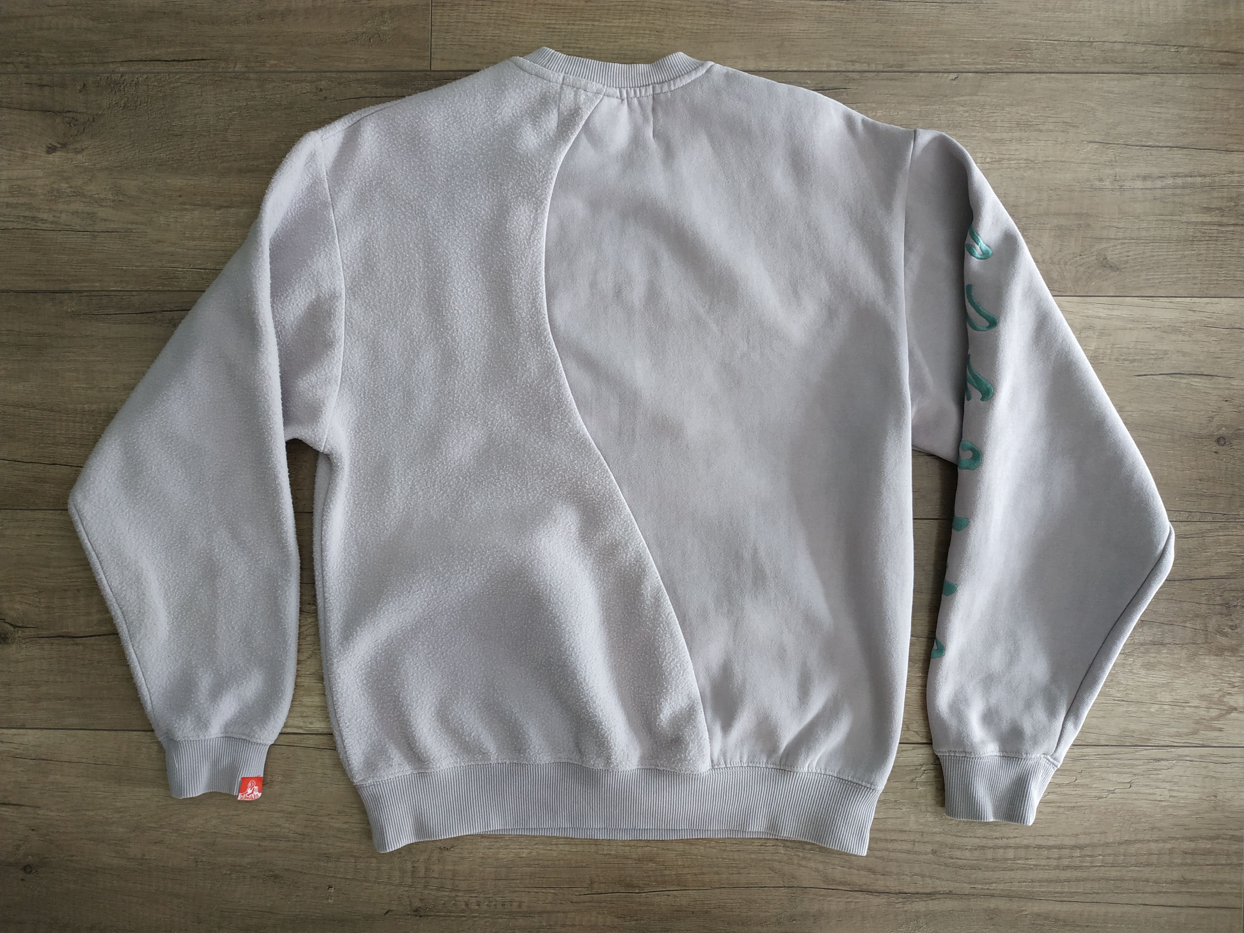Jungles Jungles Jungles Men's Plush Front Logo Sweatshirt, s. MEDIUM Size US M / EU 48-50 / 2 - 5 Thumbnail