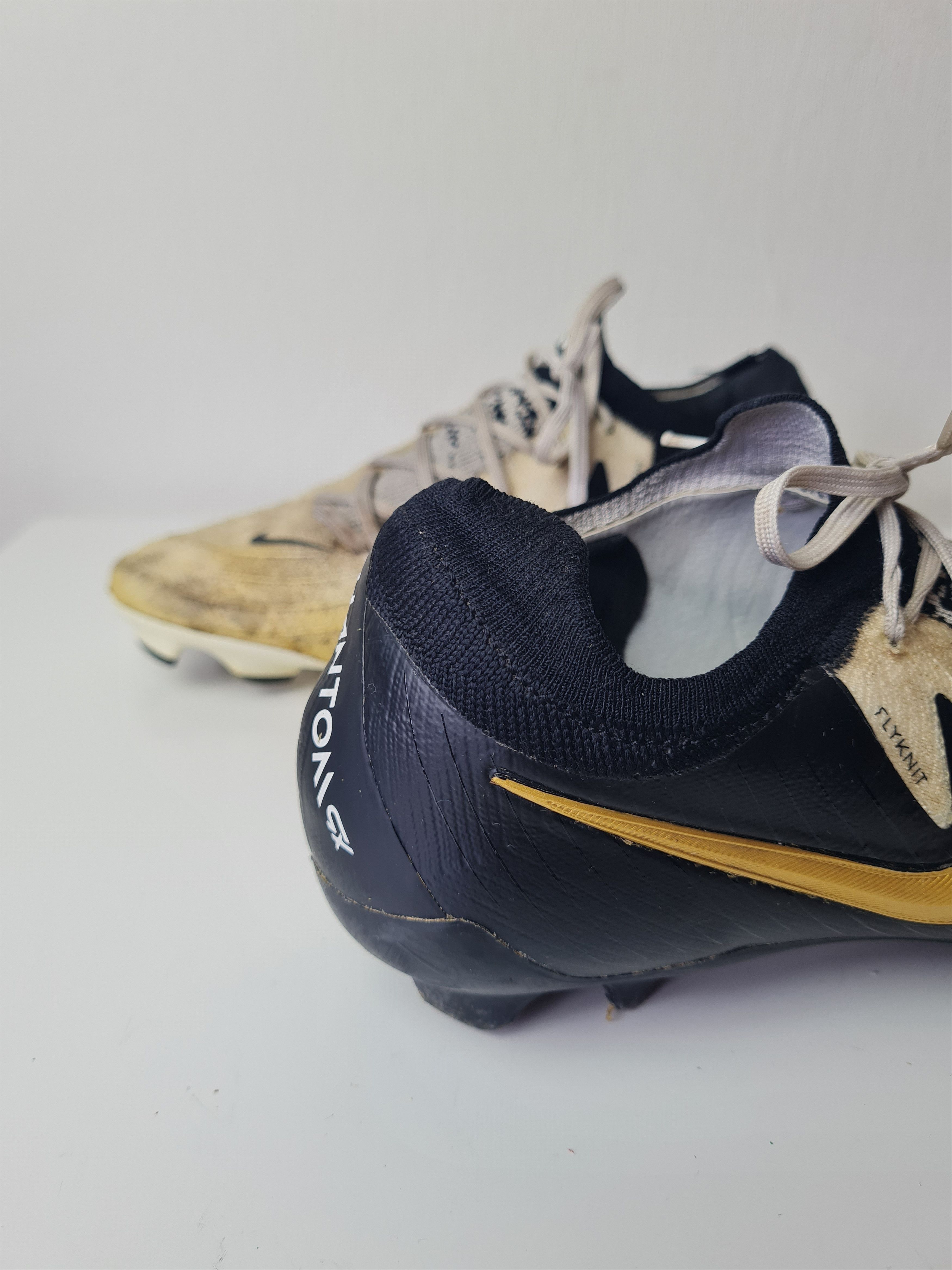 Nike Vintage Nike Phantom GX 2 Elite FG Mens Soccer Cleats White Size US 8.5 / EU 41-42 - 8 Thumbnail