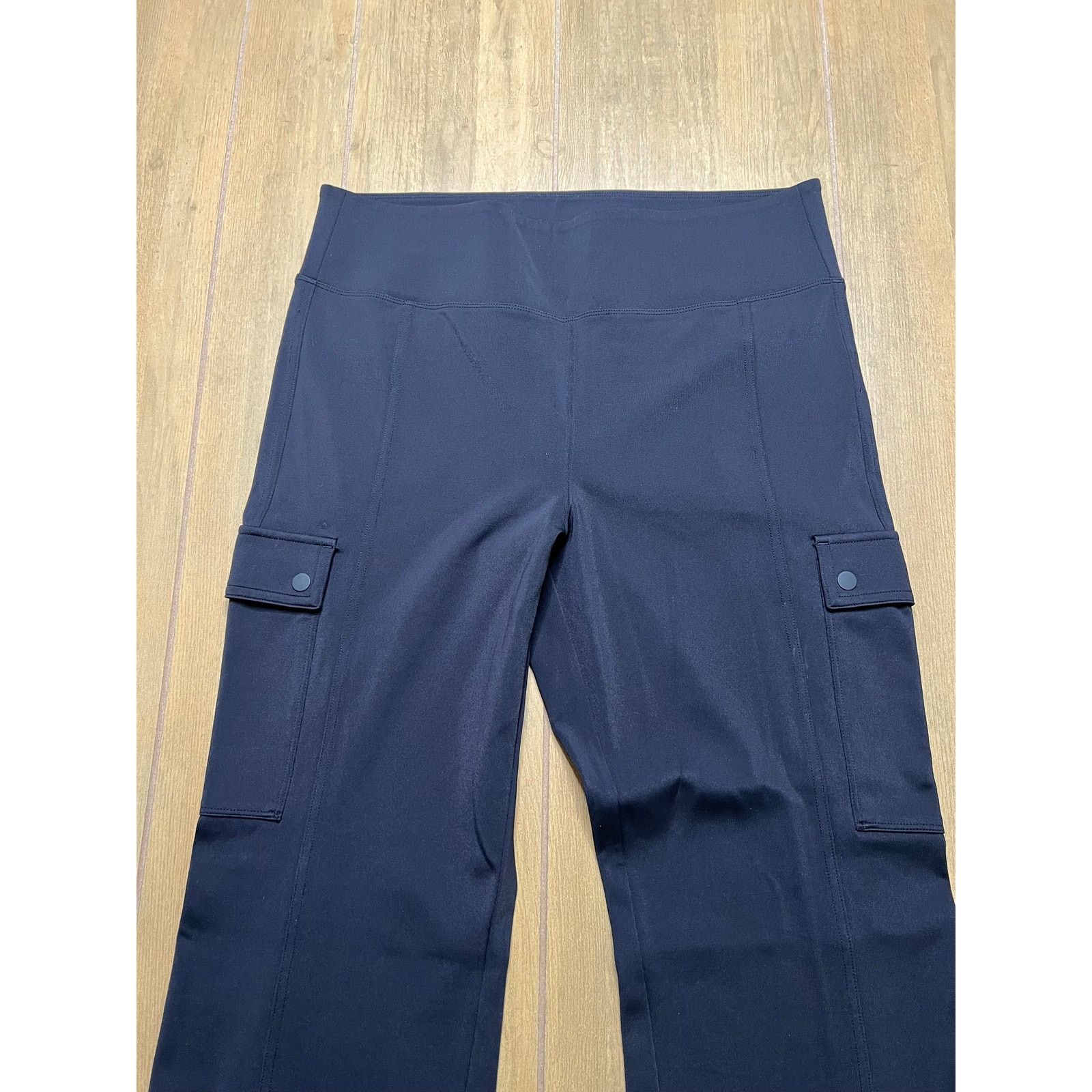 Athleta Athleta Delancey Straight Cargo Pants Womens Large Black Size 31" - 3 Thumbnail