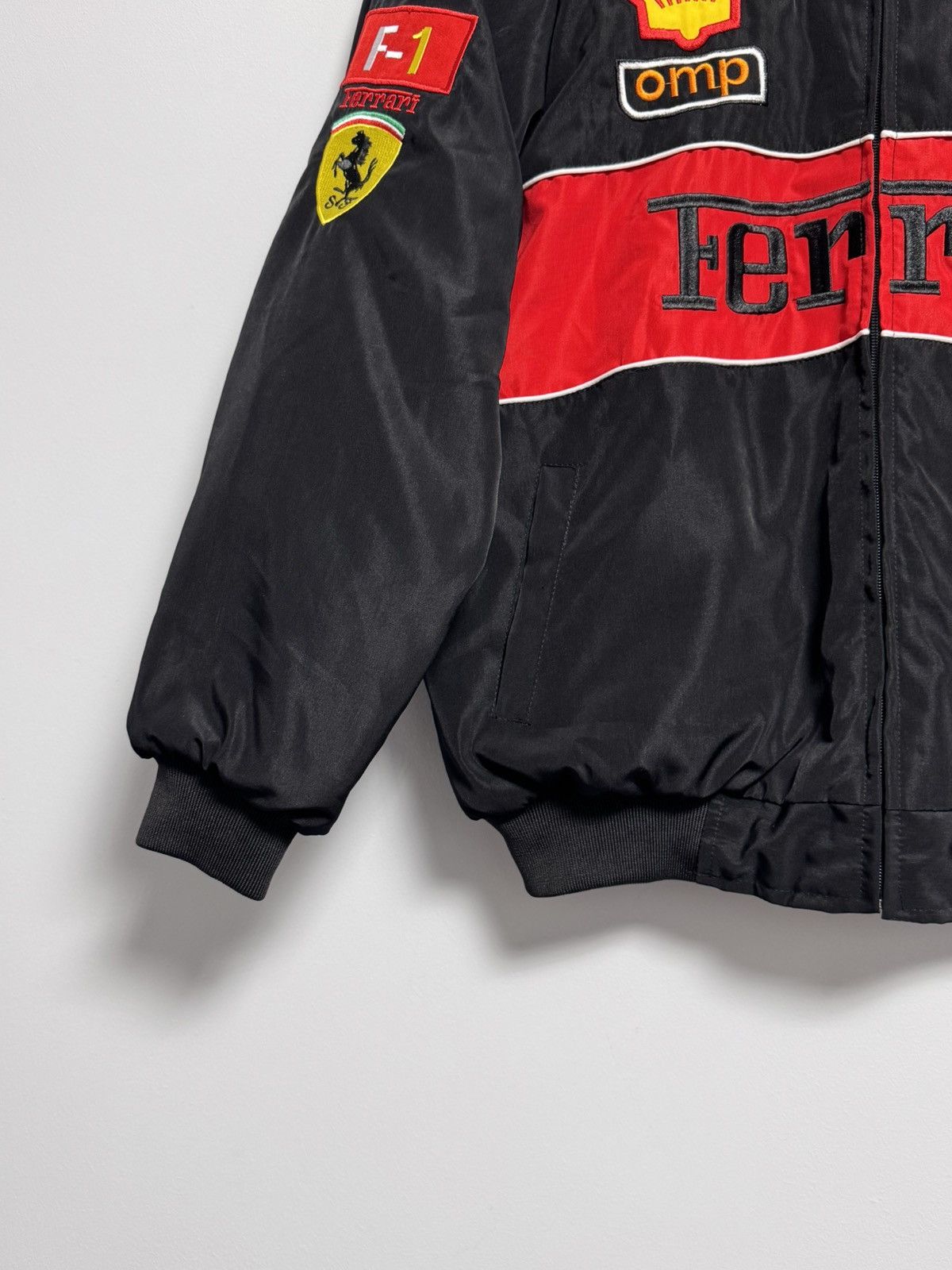 Ferrari Vintage Scuderia Ferrari F-1 Schumacher Racing Jacket Size US XL / EU 56 / 4 - 3 Thumbnail