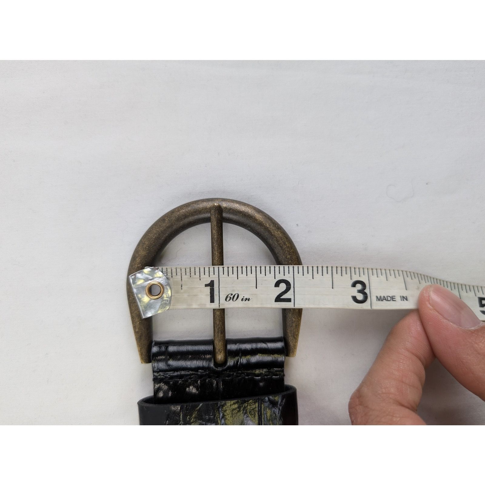Saint Laurent Paris o1rshd1 Q:2 / Size: 95 / Croc Embossed Belt in Black Size 38 - 6 Thumbnail