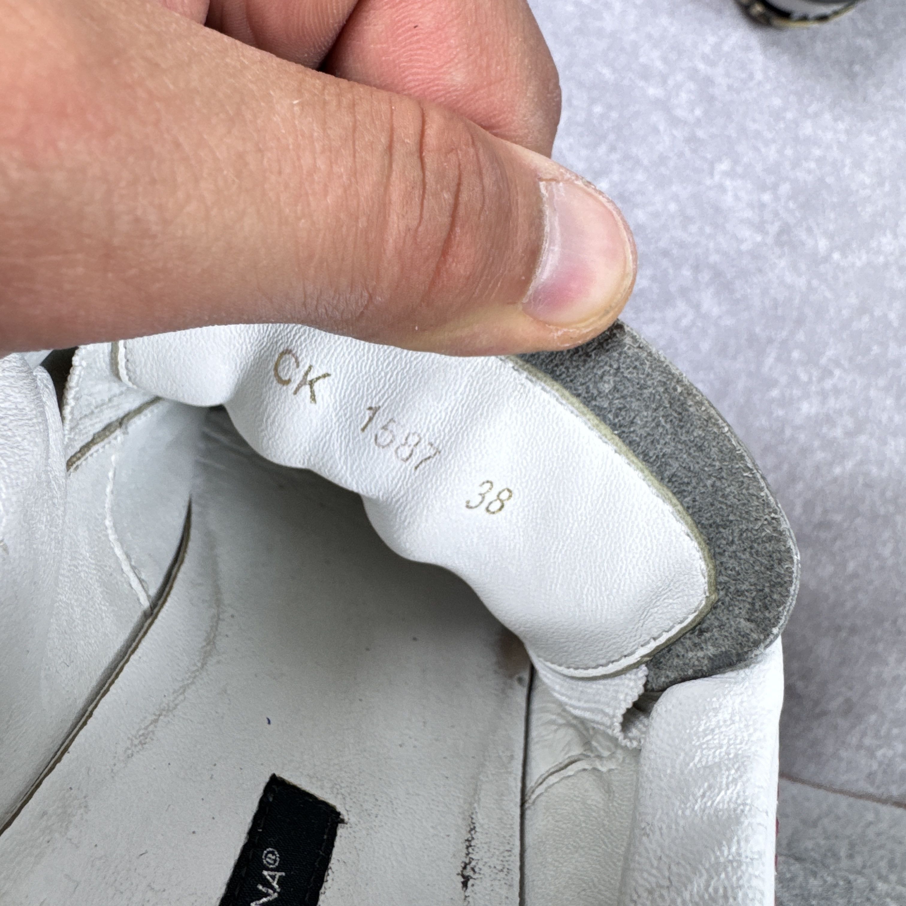 Dolce & Gabbana Women`s Dolce & Gabbana 1587 Leather Sneakers Size 38 / 24cm Size US 7 / IT 37 - 13 Thumbnail