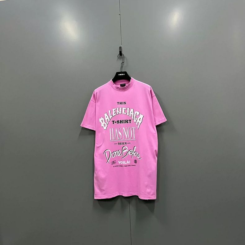 Balenciaga Balenciaga Pink Oversized Logo Short Sleeve Size US S / EU 44-46 / 1 - 1 Thumbnail