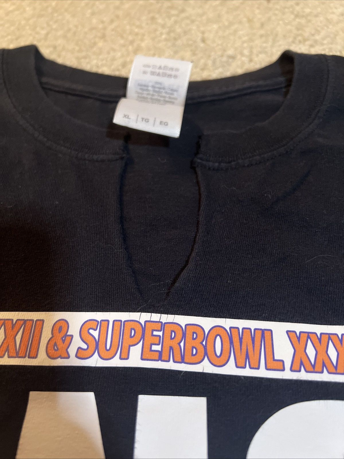 NFL Denver Broncos Rings Don’t Lie Super Bowls 32 & 33 Size US XL / EU 56 / 4 - 4 Thumbnail