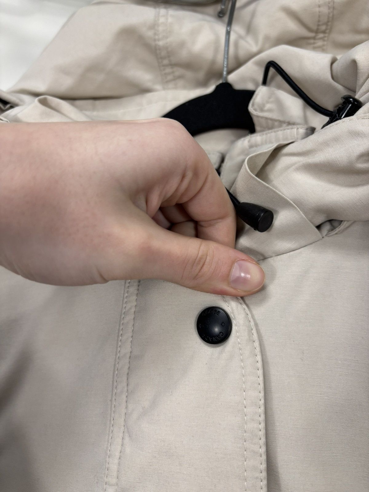 Canada Goose Canada Goode Trillium Women’s Beige Hooded Down Parka Jacket Size XS / US 0-2 / IT 36-38 - 13 Thumbnail