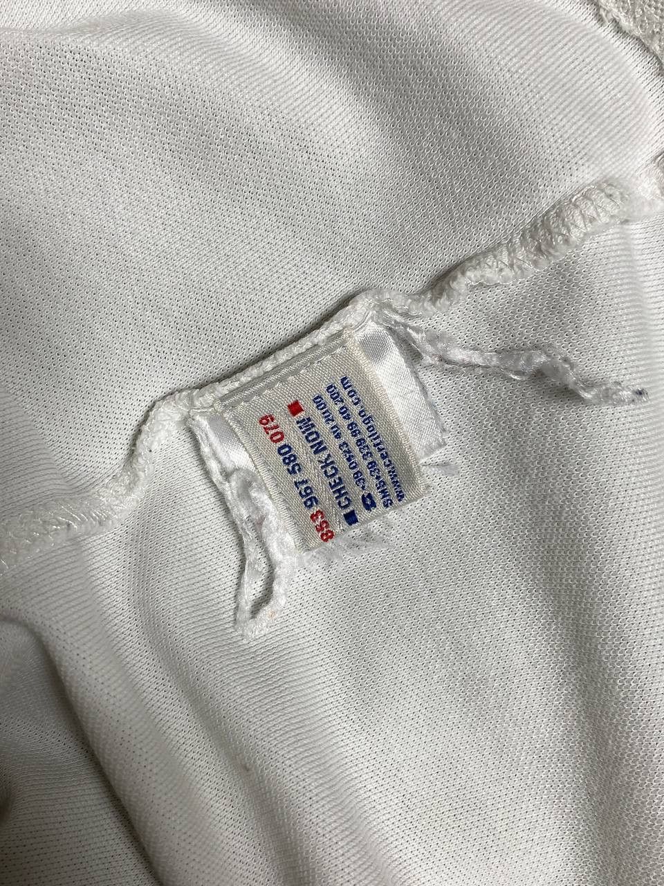 Moncler Moncler Casual Vintage Small Logo Polo Tee T Shirt Size XL / US 12-14 / IT 48-50 - 8 Thumbnail
