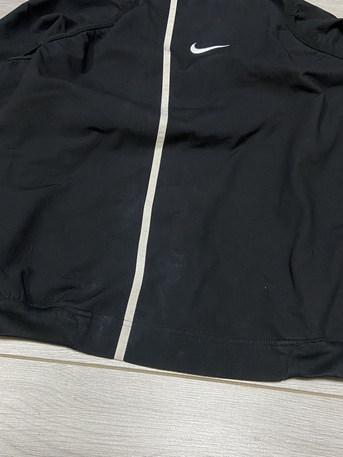 Nike Nike vintage centr swoosh total 90 nylon sweatshirt jacket Size US M / EU 48-50 / 2 - 5 Thumbnail