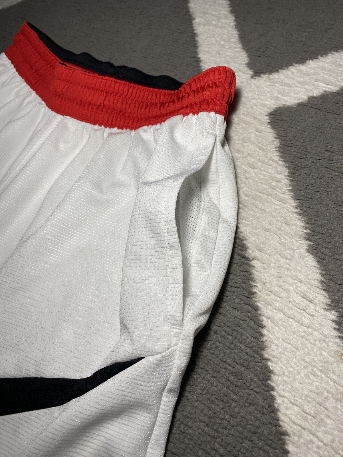 Jordan Brand × Nike Nike Sportswear Swoosh Dri-Fit Basketball Shorts Size US 32 / EU 48 - 6 Thumbnail