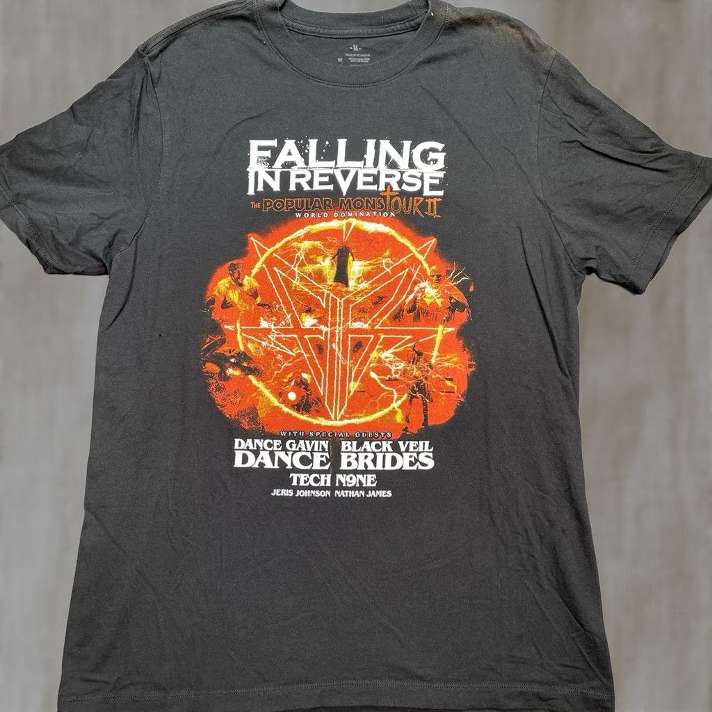 Gildan Falling In Reverse Shirt Men’s Medium Gildan T-Shirt Black Cotton Crew Neck Long Sleeve Band Horror Music Size US M / EU 48-50 / 2 - 1 Thumbnail