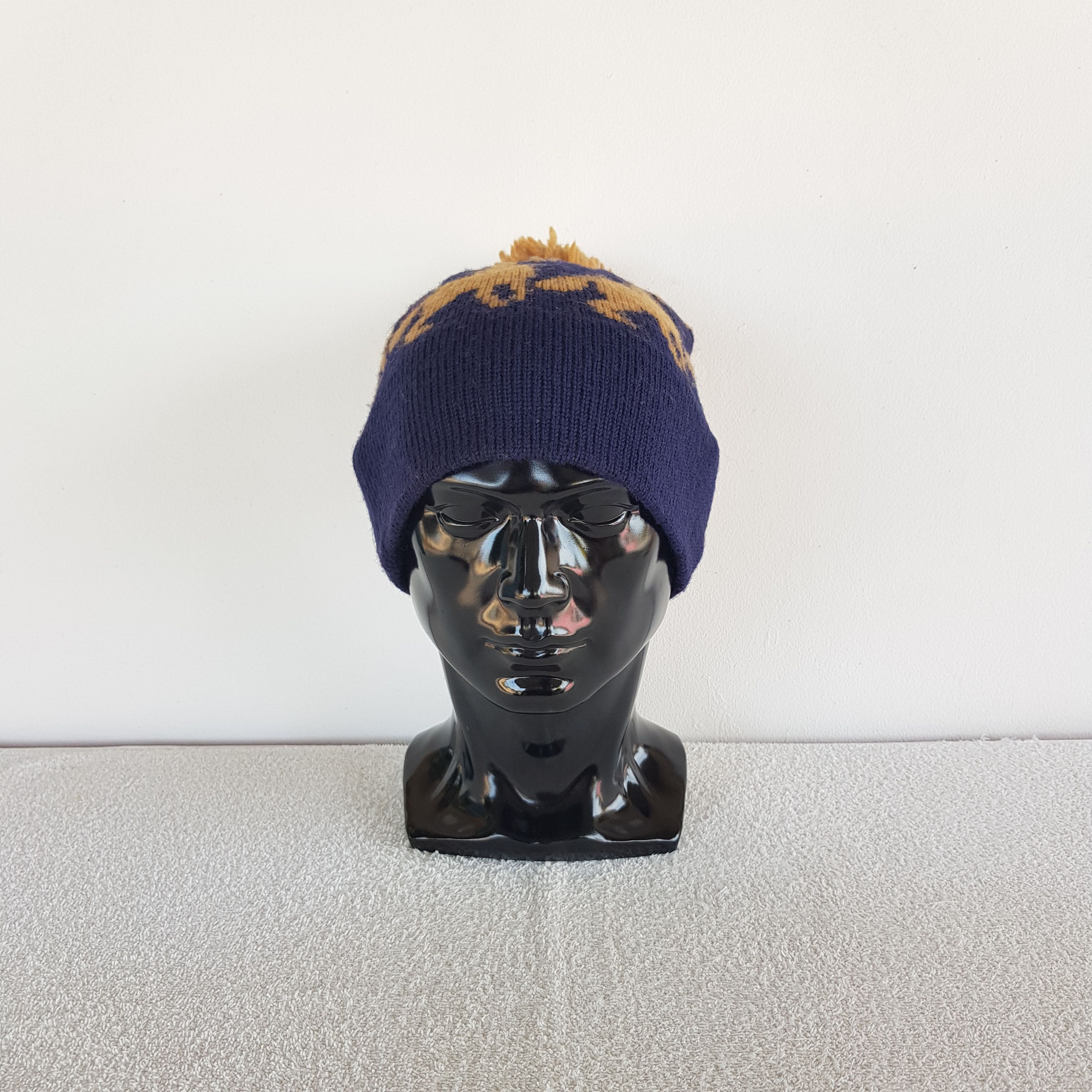 Japanese Brand Vintage 90s The Mountain Beanie Snow Caps Hats Size ONE SIZE - 2 Thumbnail
