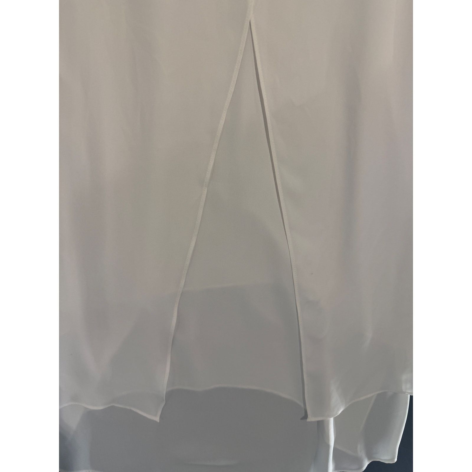 White House Black Market White House Black Market Ivory Chiffon Layered Blouse Sz 4 Size S / US 4 / IT 40 - 8 Thumbnail