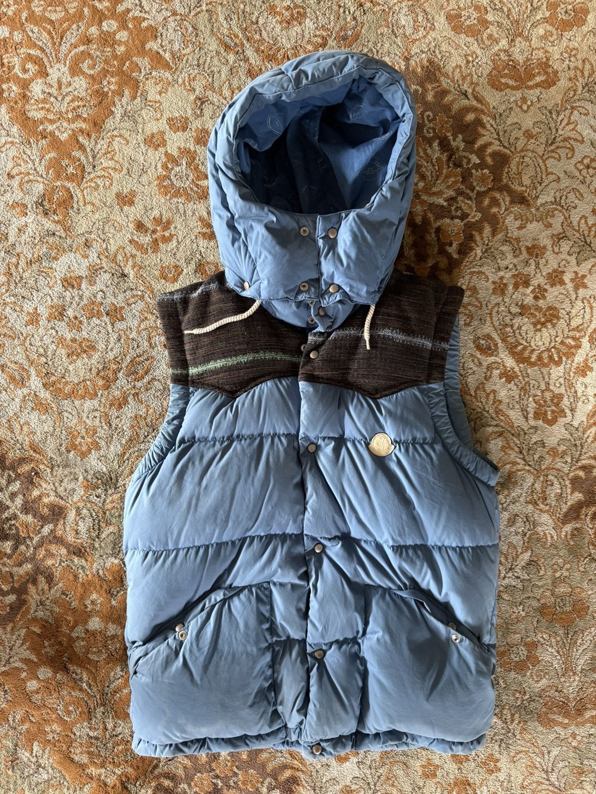 モンクレールV VISVIM ダウンベスト size:1ネイビー Moncler × Visvim Moncler x Visvim FW10 “Gyantse” Puffer Vest | Grailed