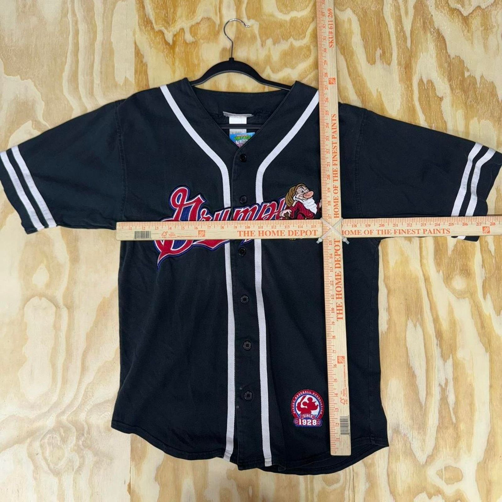 Disney Vintage 1990 disneyland grumpy dwarf baseball jersey t-shirt Size US S / EU 44-46 / 1 - 3 Thumbnail