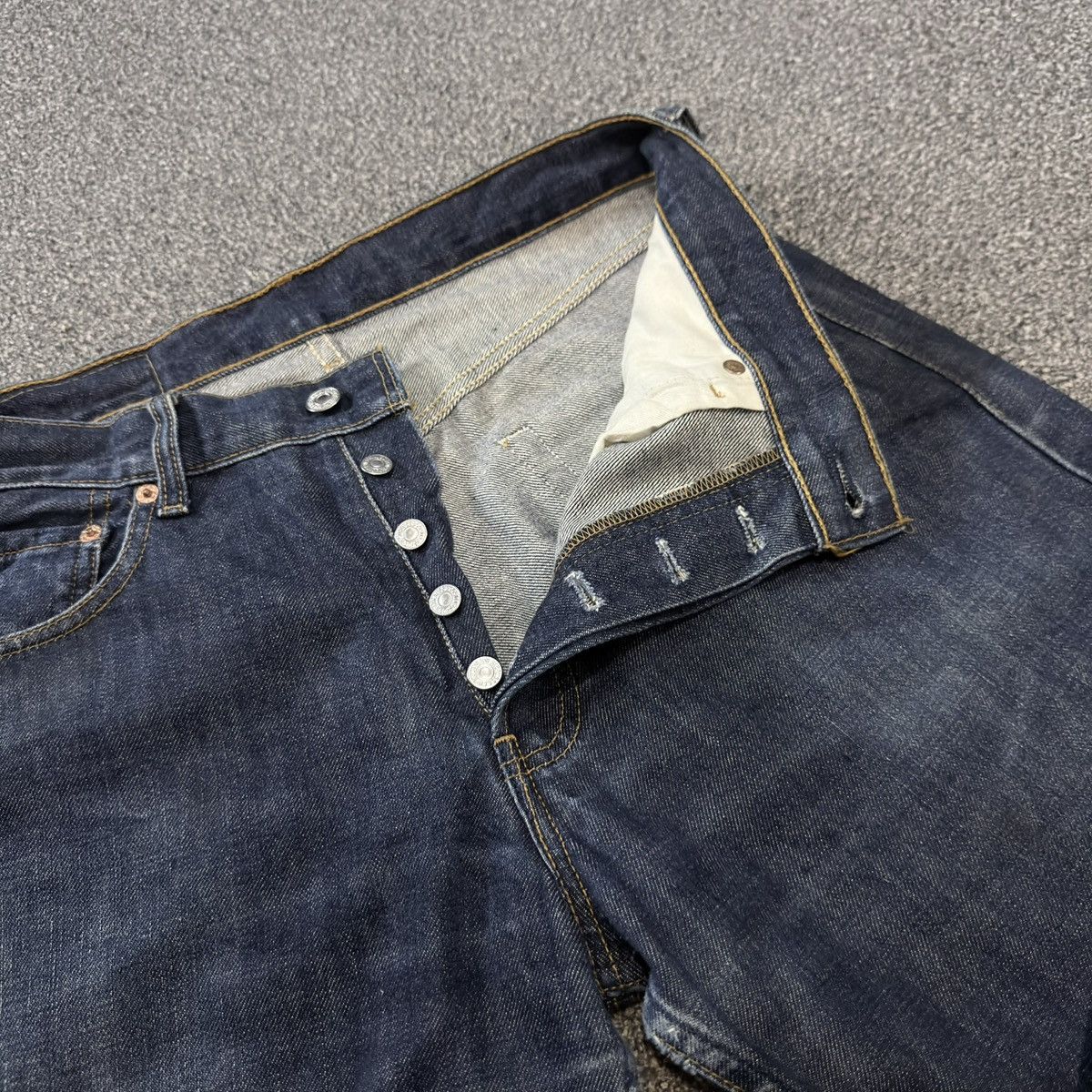 Levi's Vintage Clothing Vintage 90s Levis 509 Button Fly Distressed Blue Denim W31 Size US 31 - 13 Thumbnail