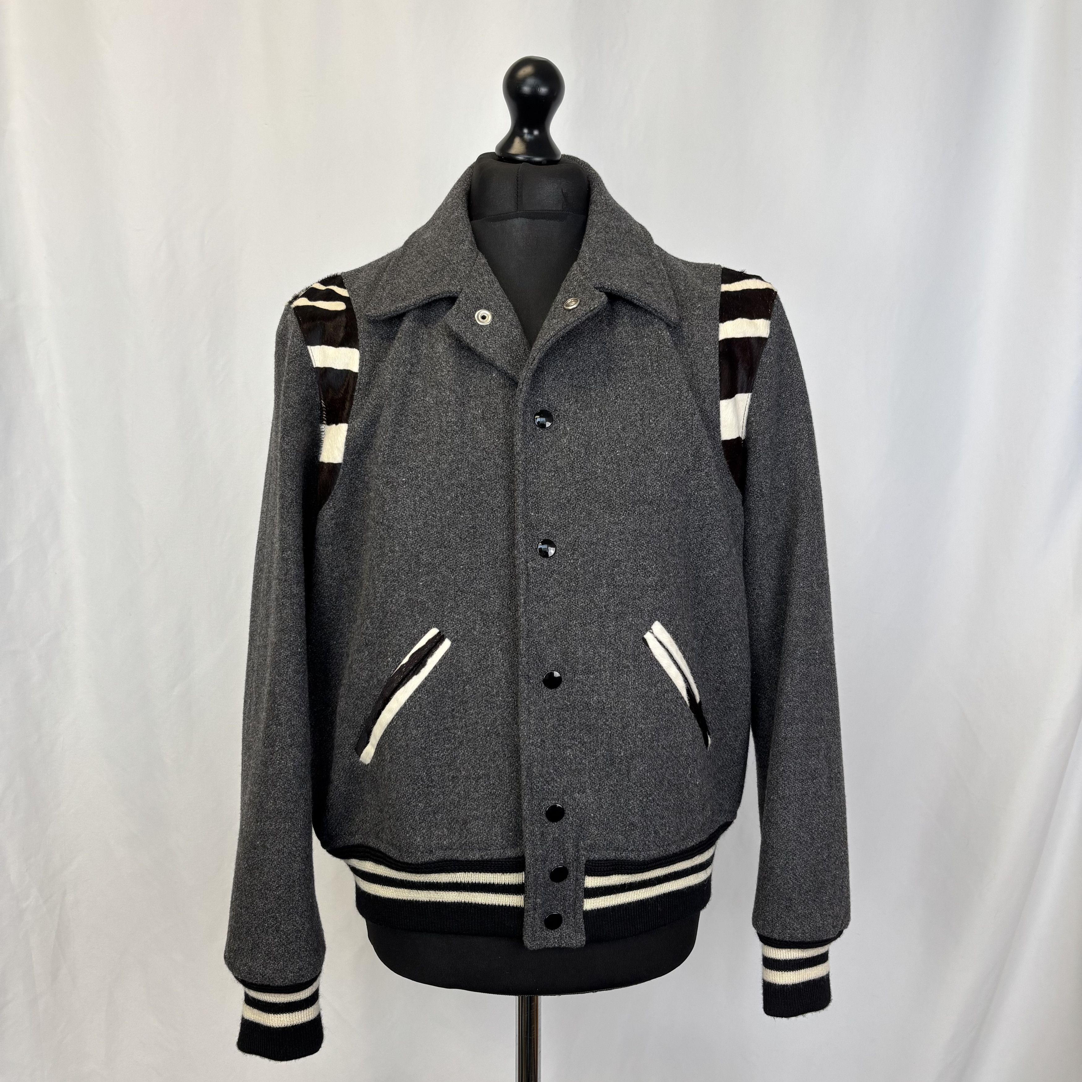 Saint Laurent Paris Saint Laurent Paris Zebra Baseball Bomber Size US L / EU 52-54 / 3 - 1 Thumbnail