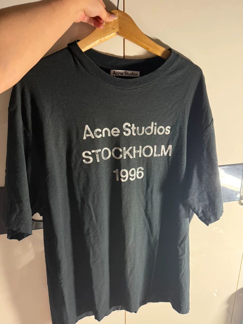 Acne Studios acne studios Black short-sleeved shirt 2506-Nextarrow Size US S / EU 44-46 / 1 - 1 Thumbnail