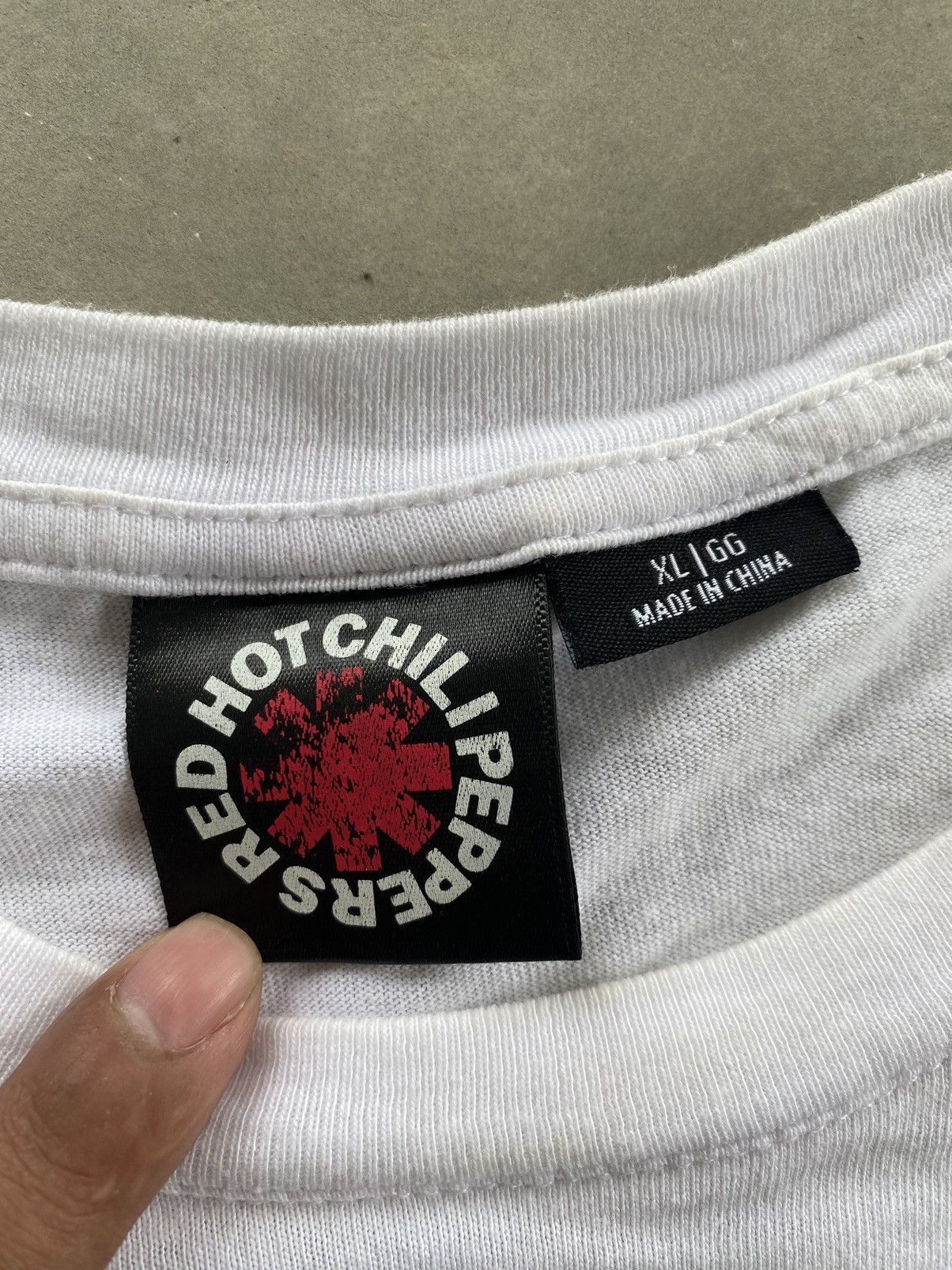 Japanese Brand × Vintage RES HOT CHILI PEPPERS BAND TEE Size US XL / EU 56 / 4 - 3 Thumbnail