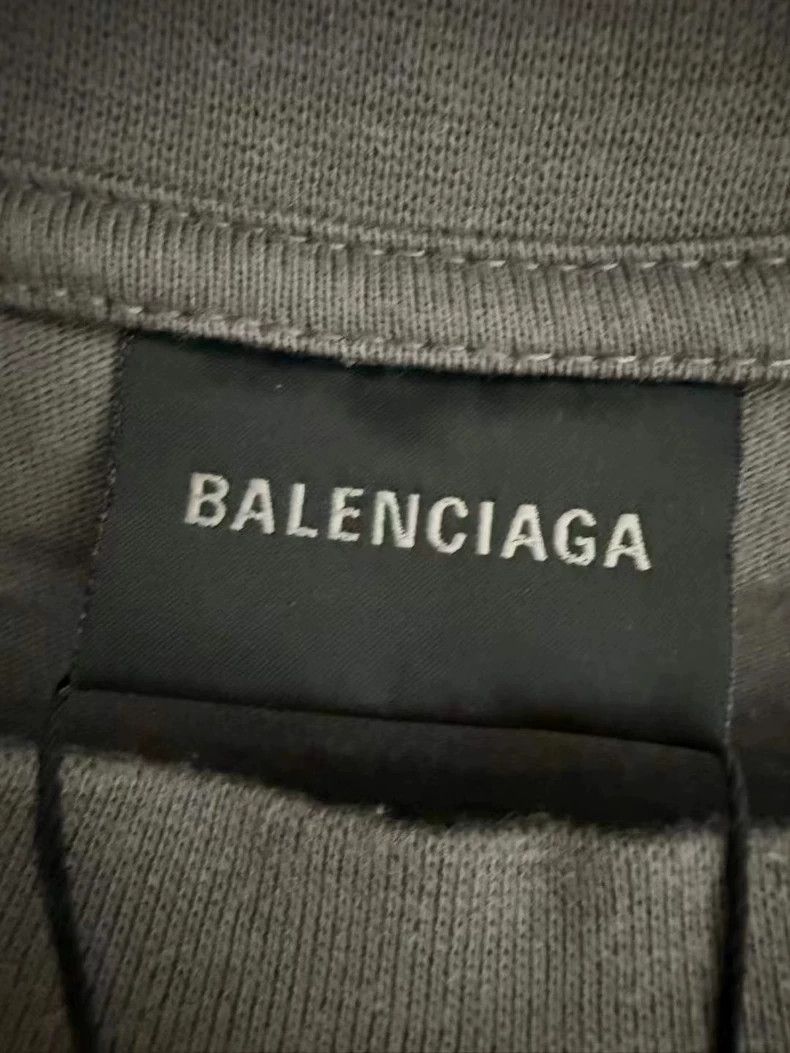 Balenciaga Balenciaga Smoky Coke Print Short Sleeve Women's Style Size US XS / EU 42 / 0 - 3 Thumbnail