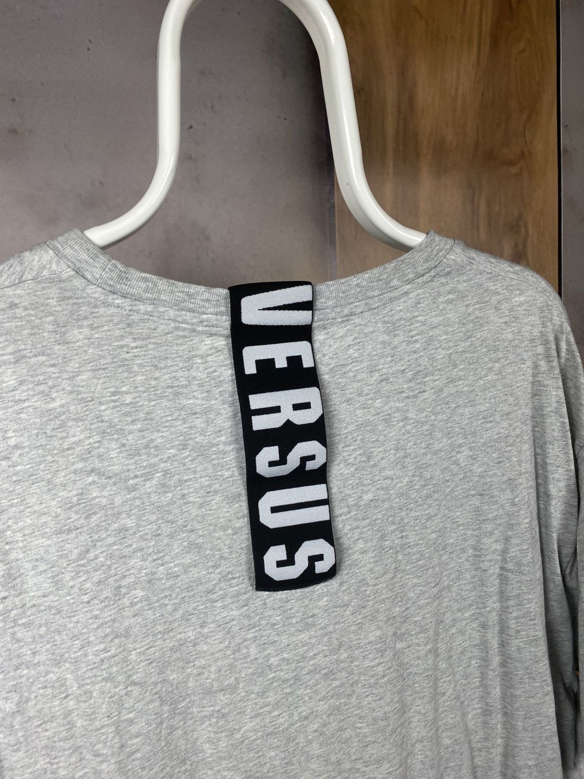 Versace 🌺T-Shirt Versus Versace Striped Tee🌺 Size US XL / EU 56 / 4 - 2 Thumbnail