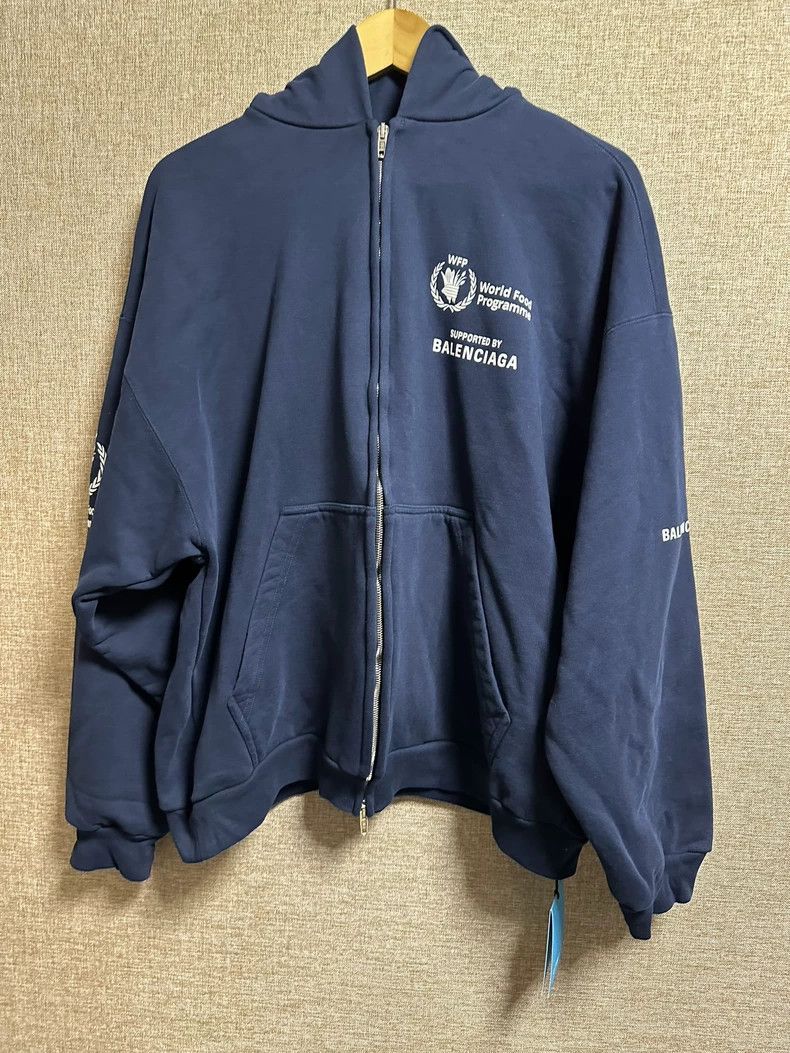 Balenciaga Balenciaga World Food Programme Collab Zip-Up Hooded Sweat Size US S / EU 44-46 / 1 - 1 Thumbnail