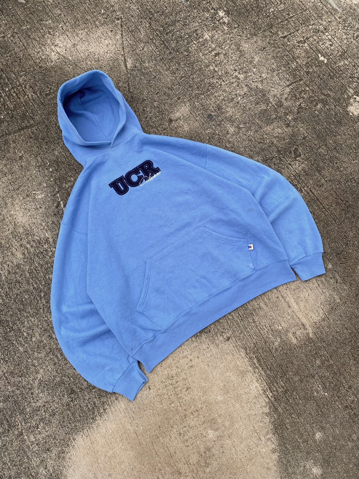 Vintage Vintage Russell Athletic Hoodie Baby Blue Size US L / EU 52-54 / 3 - 2 Thumbnail