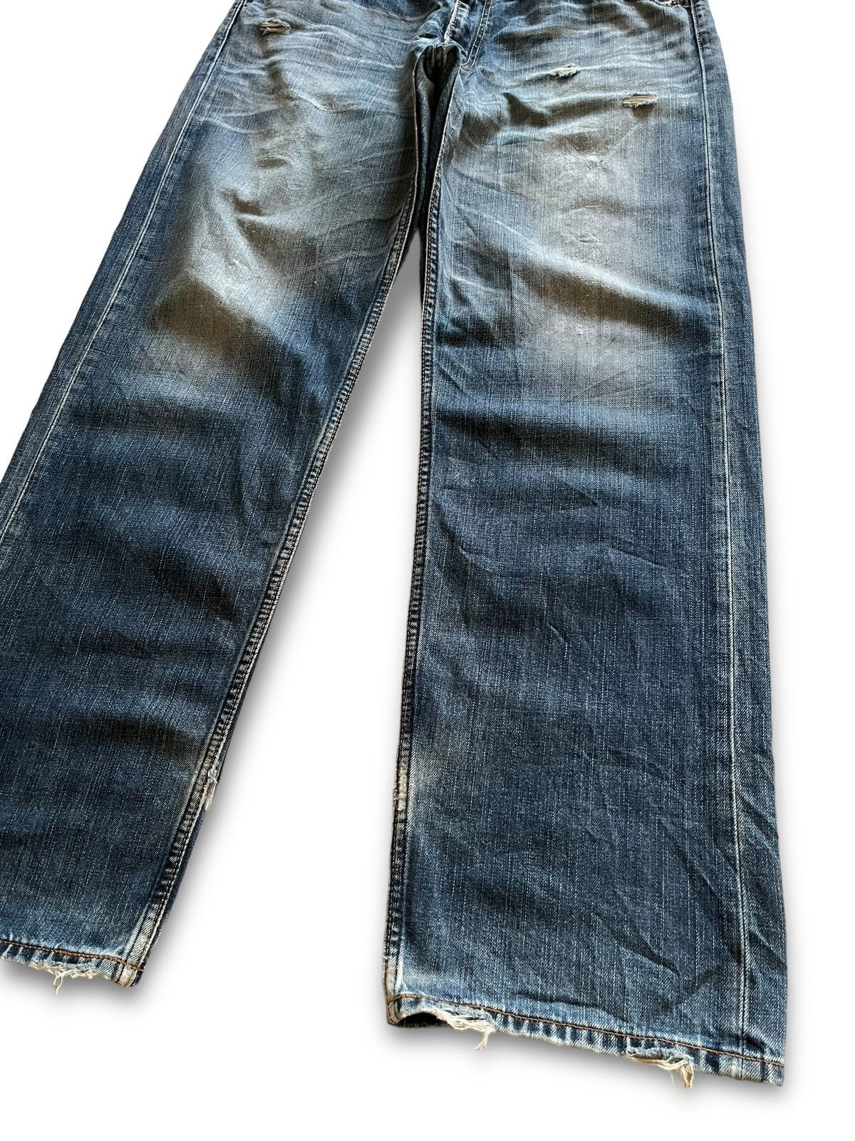 Levi's Vintage 90s Levis 703 Blue Wash Distressed Baggy Jeans 37x32 Size US 37 - 7 Thumbnail