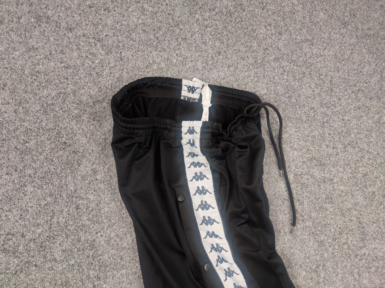 Kappa Kappa track pants vintage logo sweatpants Y2K Style buttons Size US 34 / EU 50 - 3 Thumbnail