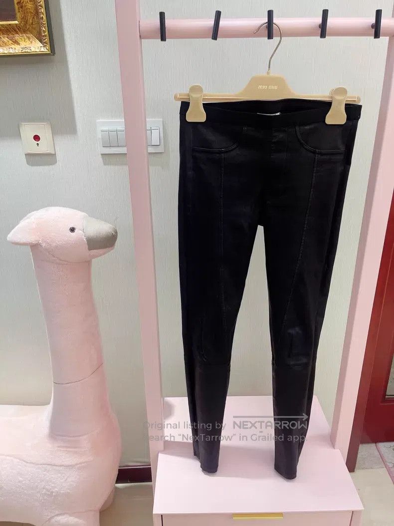 Helmut Lang Helmut Lang size 2 Leather pants Size 25" / US 0 / IT 36 - 1 Thumbnail