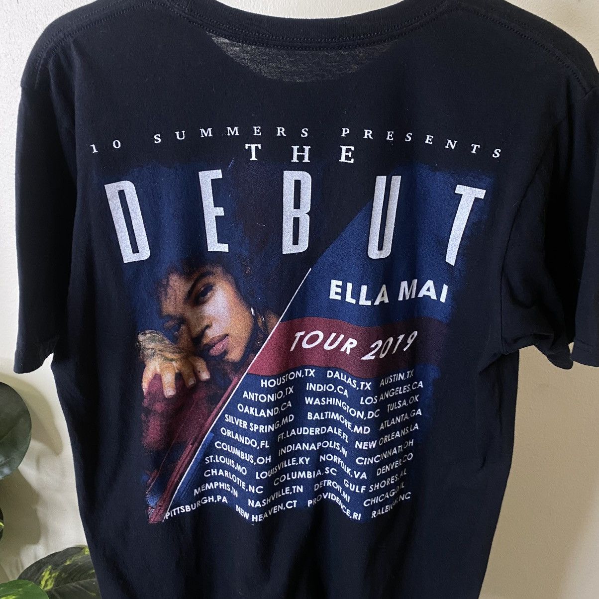 Band Tees Ella Mai The Debut Tour Tee Size US M / EU 48-50 / 2 - 5 Thumbnail