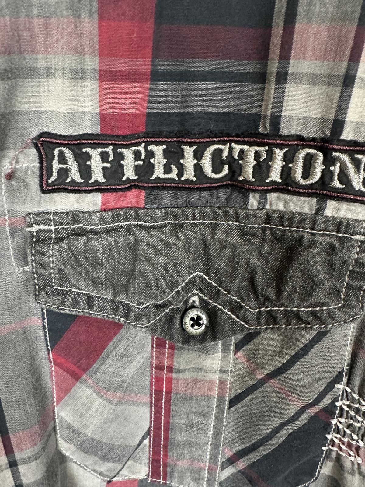 Affliction Y2K Affliction Red Black Grey Plaid Button Up Patches SIZE M Size US M / EU 48-50 / 2 - 4 Thumbnail