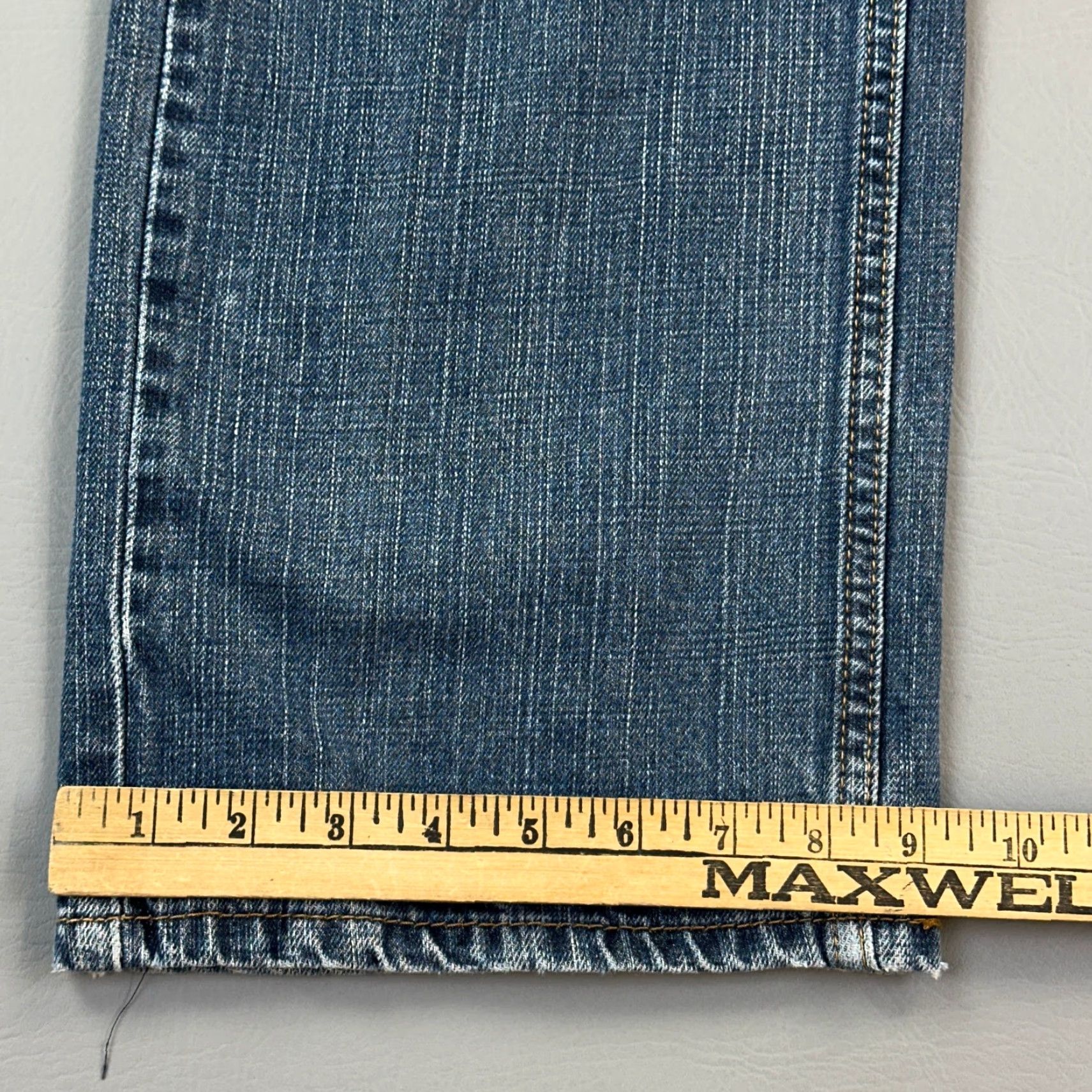 Levi's VINTAGE Levi's 559 Jeans Mens 34x32 Blue Denim Relaxed Straight Grunge Y2K Jeans Mens Size US 34 / EU 50 - 5 Thumbnail