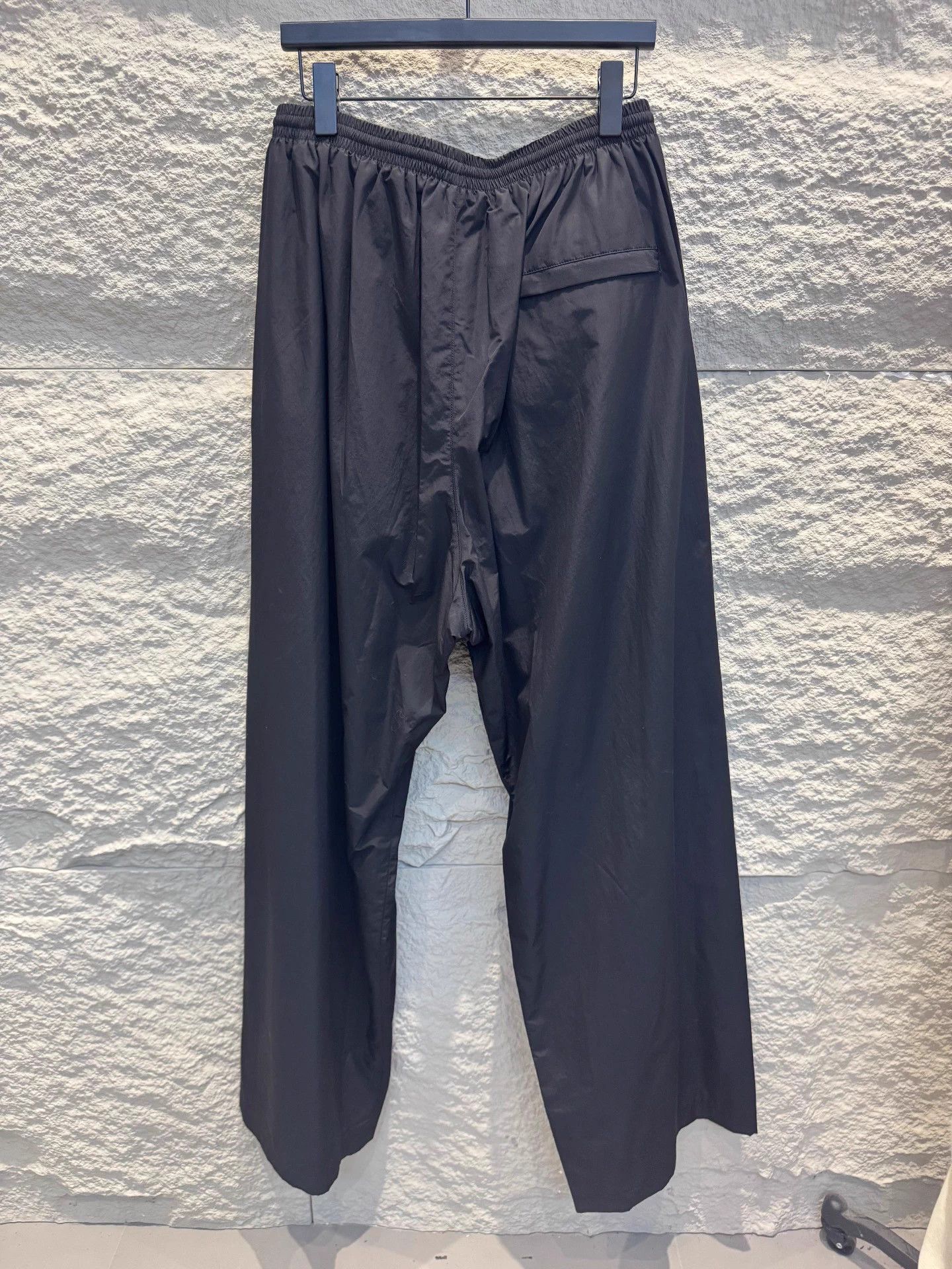 Balenciaga Balenciaga Black Track Pants M Unisex (New w/ Tags) Size 27" / US 4 / IT 40 - 4 Thumbnail