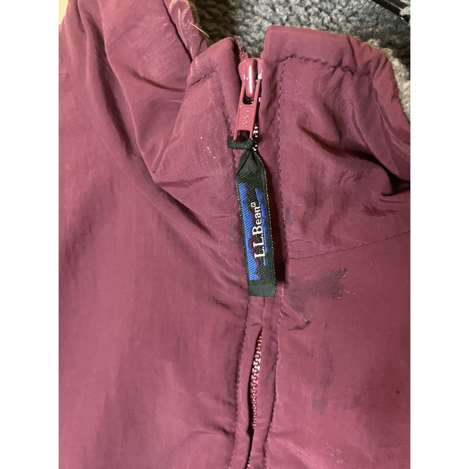 L.L. Bean Vintage L.L. Bean Mens M Maroon Nylon Full Zip Jacket Size US M / EU 48-50 / 2 - 4 Thumbnail