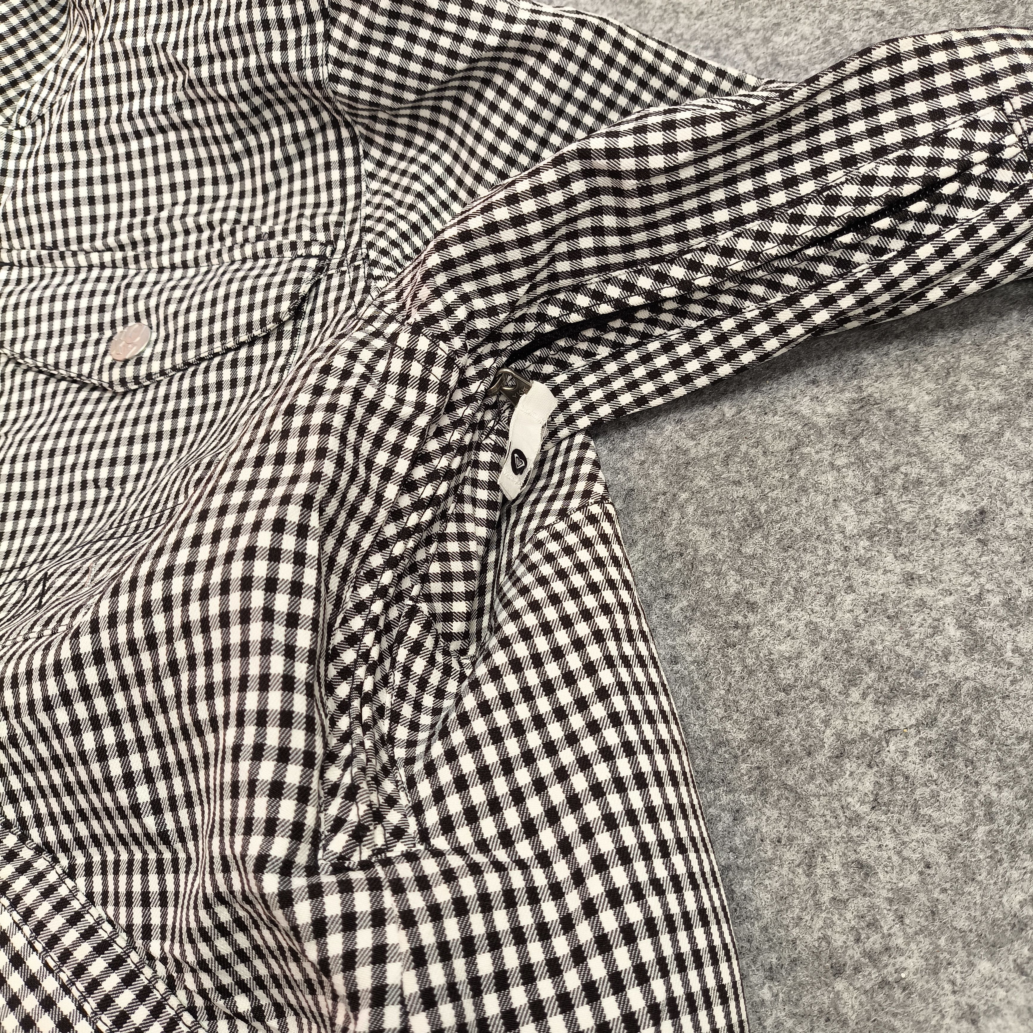 Billabong × Quiksilver Roxy surf ski snowboard checkerboard plaid jacket Size L / US 10 / IT 46 - 9 Thumbnail