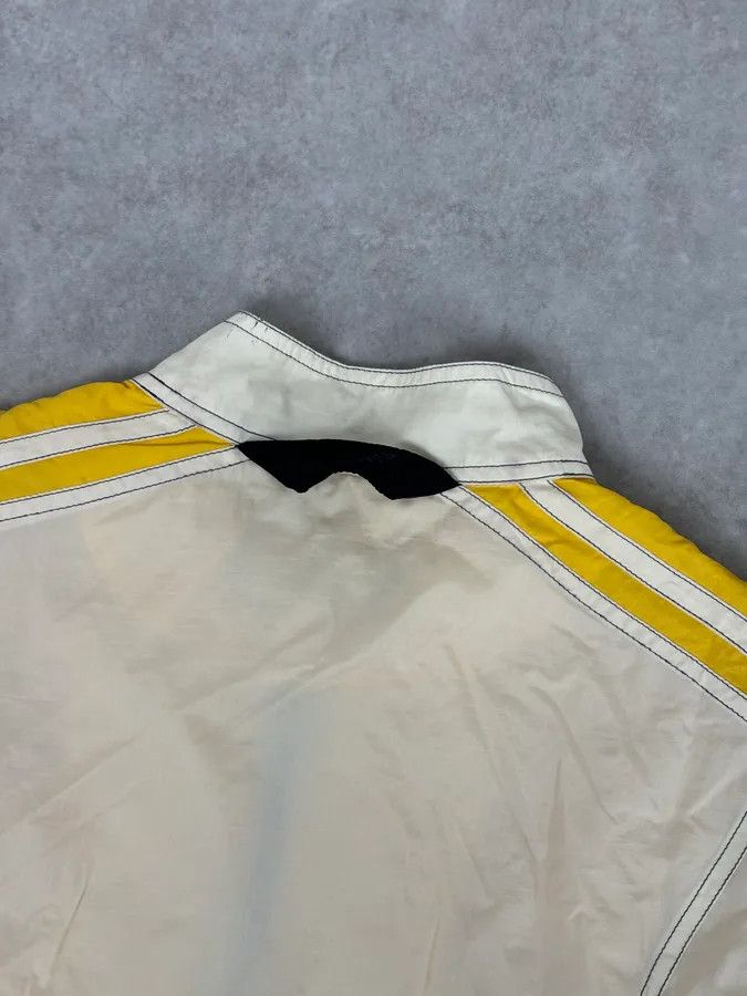 Armani 2000s Armani Cream Nylon Yellow Stripe Windbreaker Jacket Size US L / EU 52-54 / 3 - 6 Thumbnail
