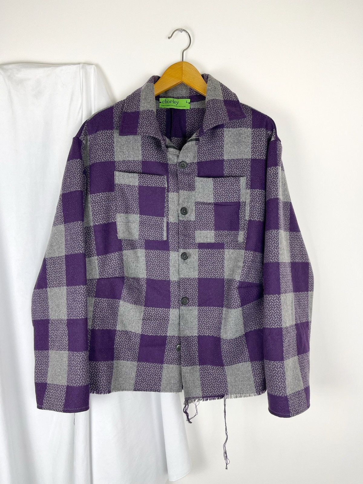 Chorley Darted 3d shape wool distressed hem flannel shirt jacket Size US L / EU 52-54 / 3 - 2 Thumbnail