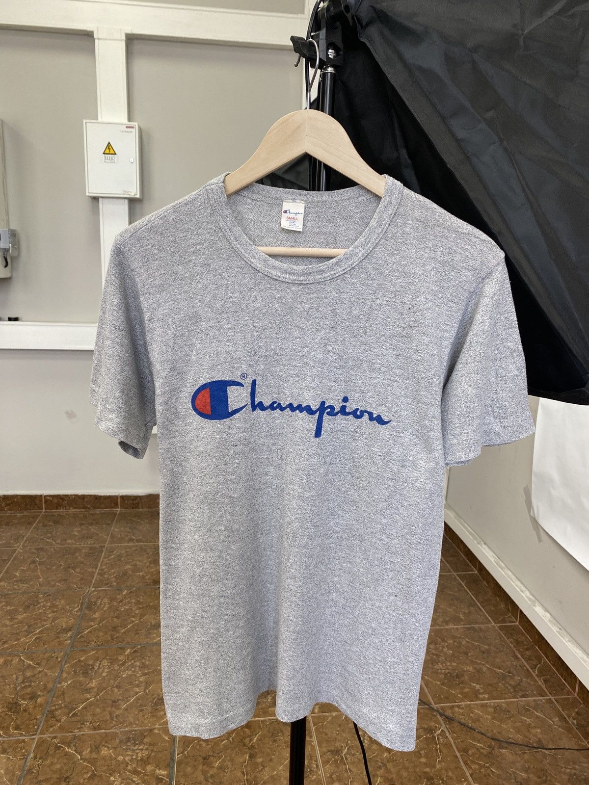 Champion 🇺🇸 Vintage 80s Champion Rare T-shirt Retro Hype Y2K Size US S / EU 44-46 / 1 - 1 Thumbnail