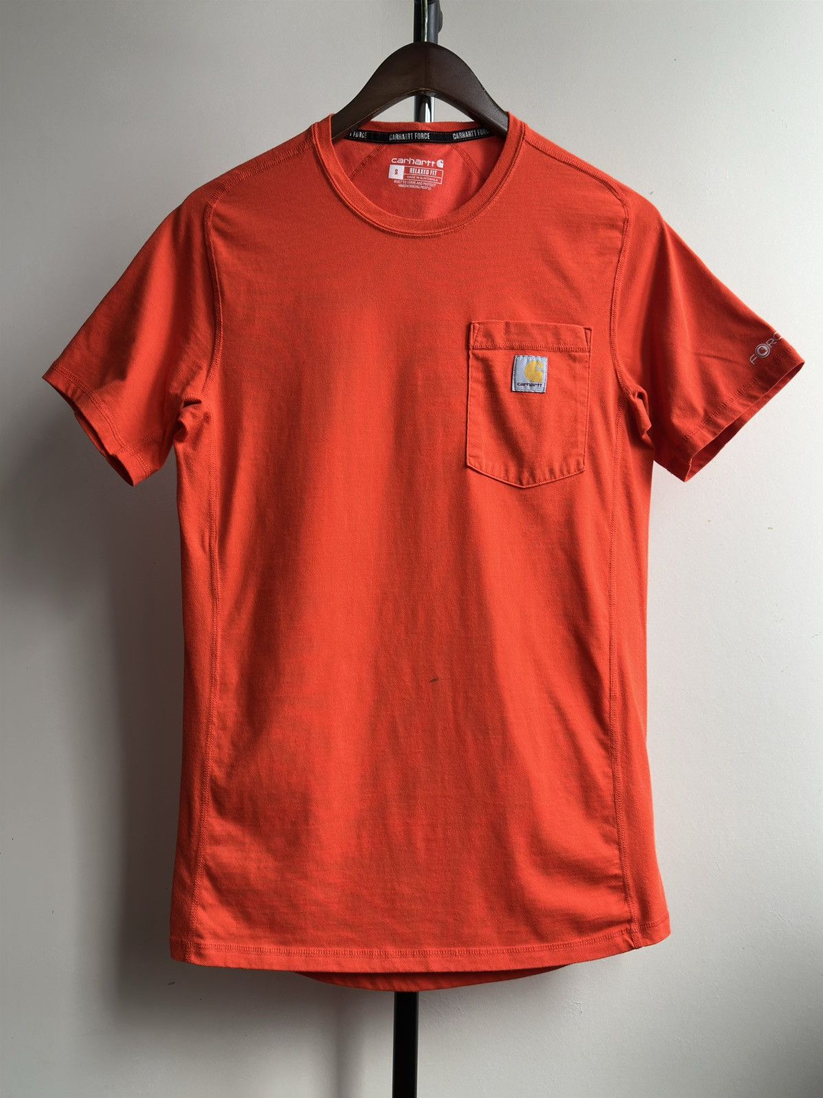 Carhartt × Vintage CARHARTT FORCE RELAXED FIT POCKET TEE Size US S / EU 44-46 / 1 - 1 Thumbnail