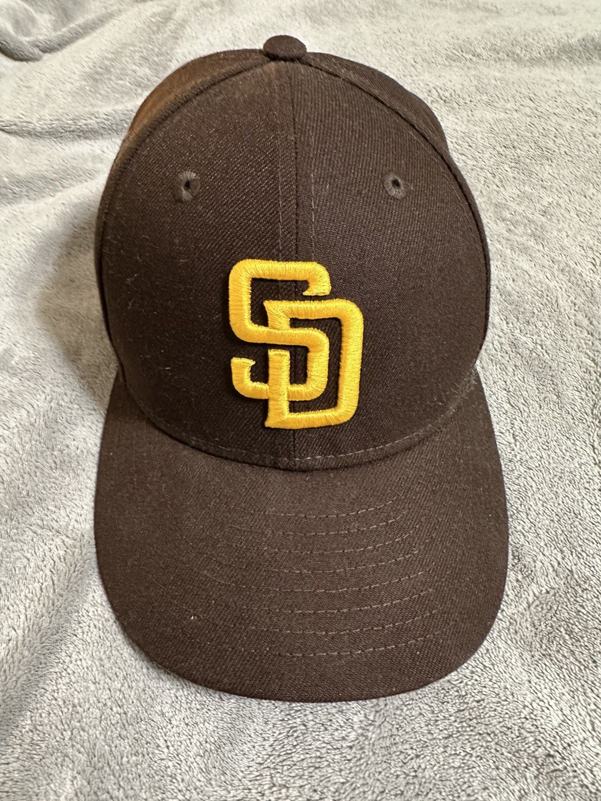 MLB × New Era New Era San Diego Padres Fitted Hat Size ONE SIZE - 1 Thumbnail