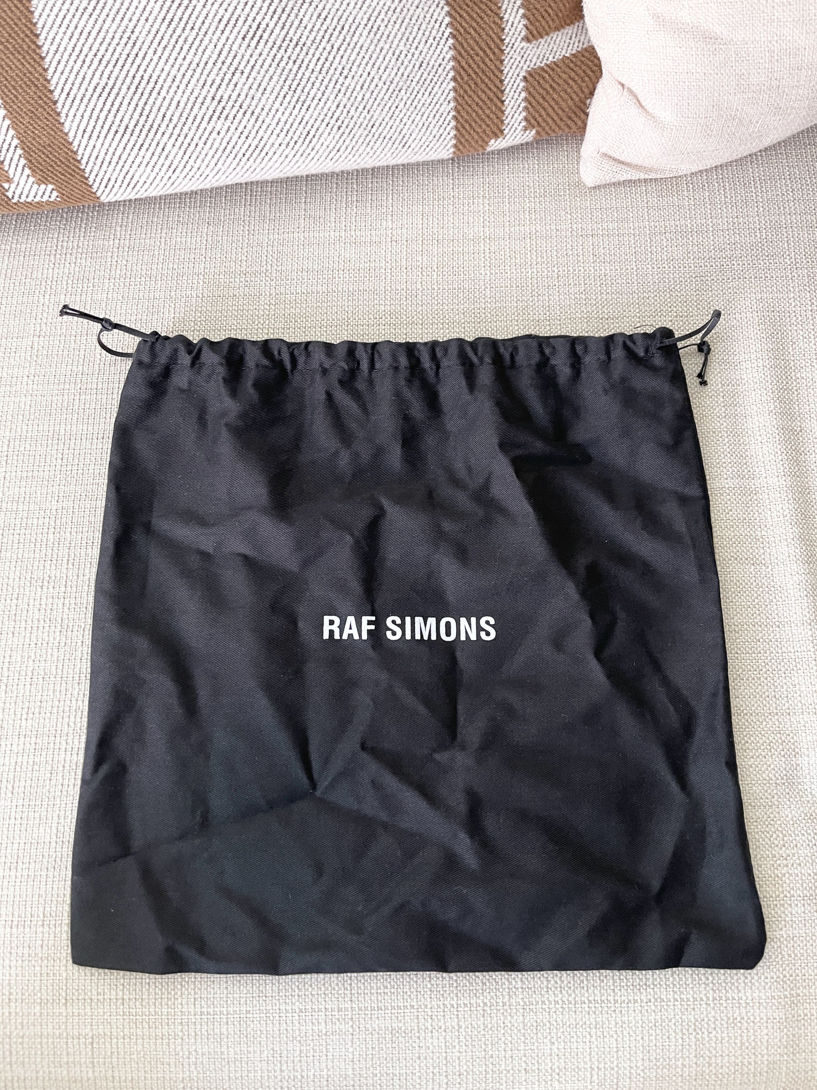 Raf Simons STEAL! 2010s Raf Simons Dust Bag (brand new) Size ONE SIZE - 1 Thumbnail