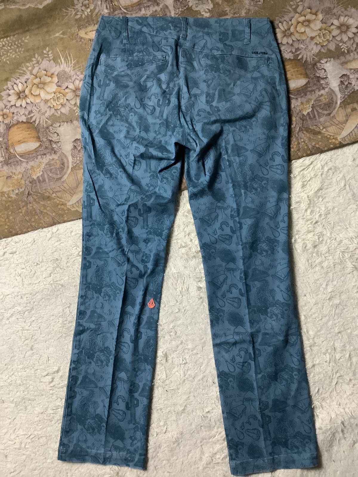 Volcom Vintage Volcom Fullprint Multicolour Pants Size US 31 - 11 Thumbnail